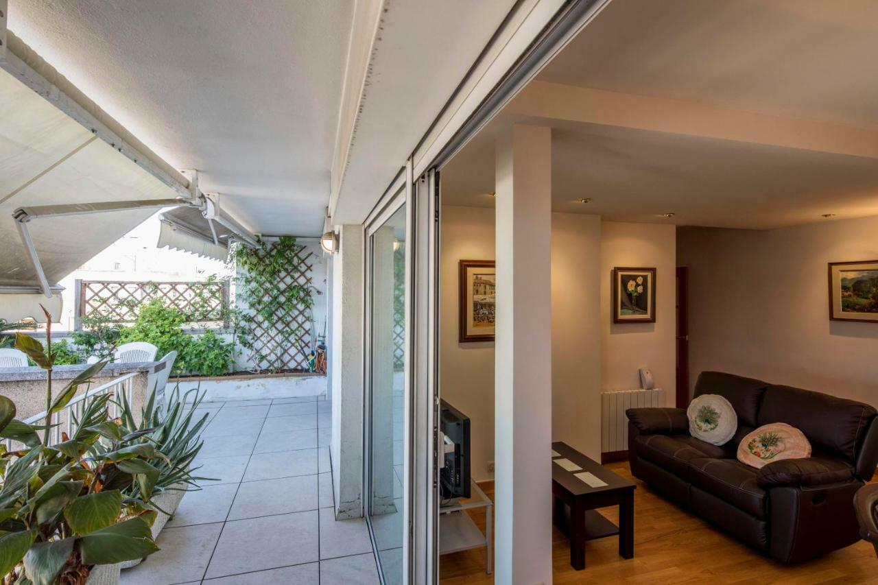 Atico Con Gran Terraza En El Corazon De Girona Apartment Luaran gambar