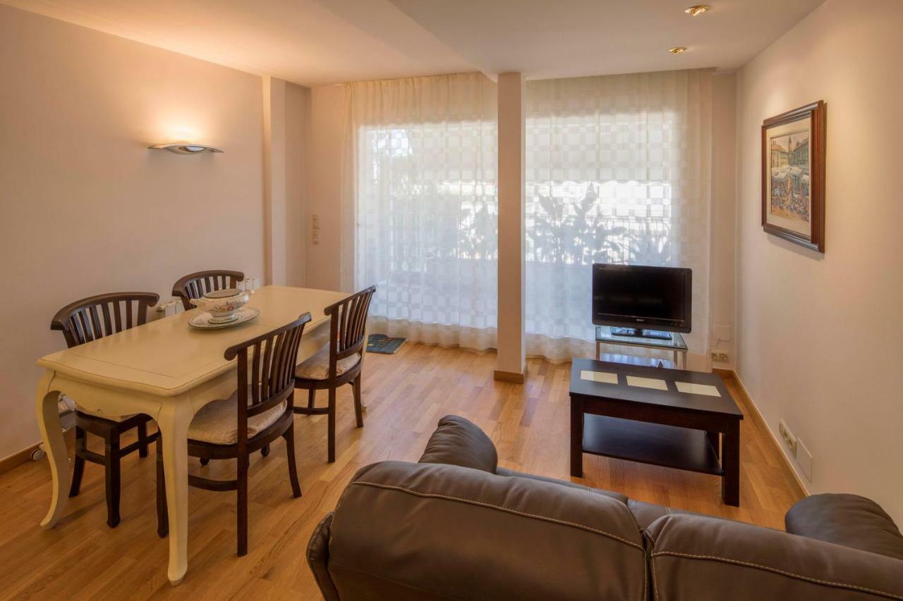 Atico Con Gran Terraza En El Corazon De Girona Apartment Luaran gambar